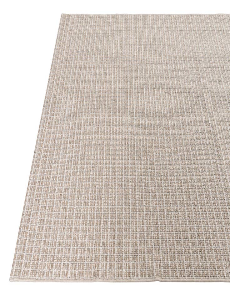 Detail image of 4' 8 x 7' 5 Easy-Clean Modern Indoor / Outdoor Rug