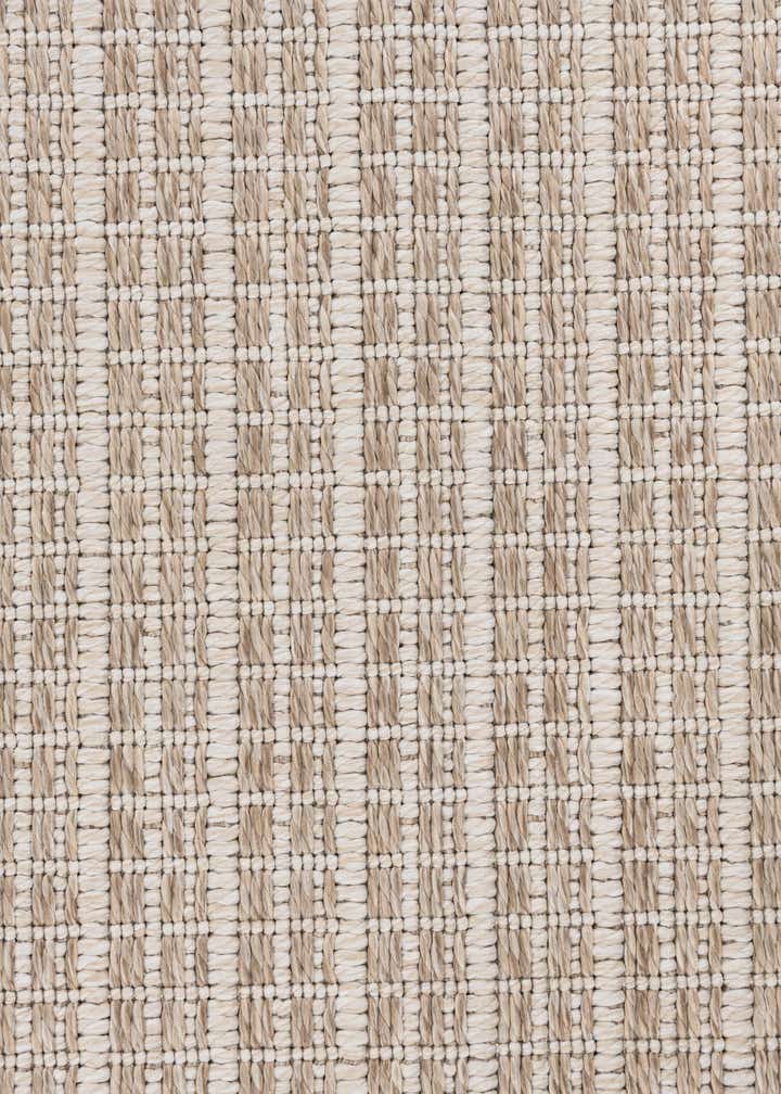 4' 8 x 7' 5 Easy-Clean Modern Indoor / Outdoor Rug