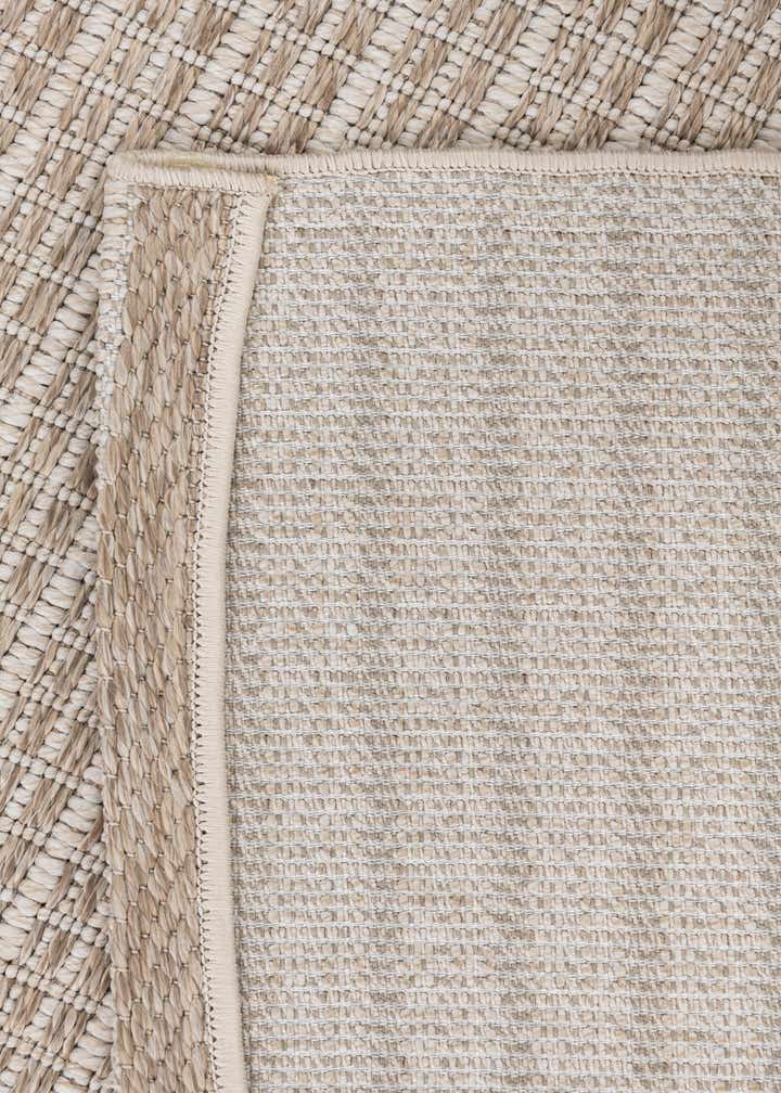 4' 8 x 7' 5 Easy-Clean Modern Indoor / Outdoor Rug