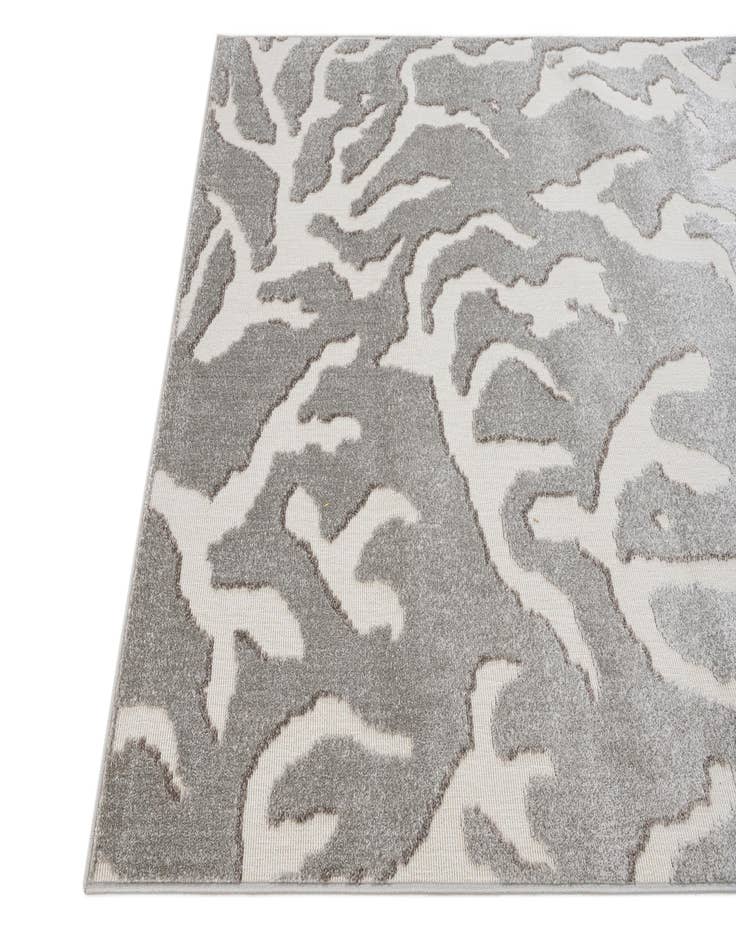 Detail image of 5' 3 x 7' 9 Easy-Clean Modern Indoor / Outdoor Rug