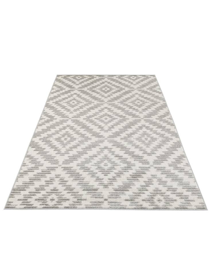 Detail image of 5' 3 x 7' 8 Easy-Clean Modern Indoor / Outdoor Rug