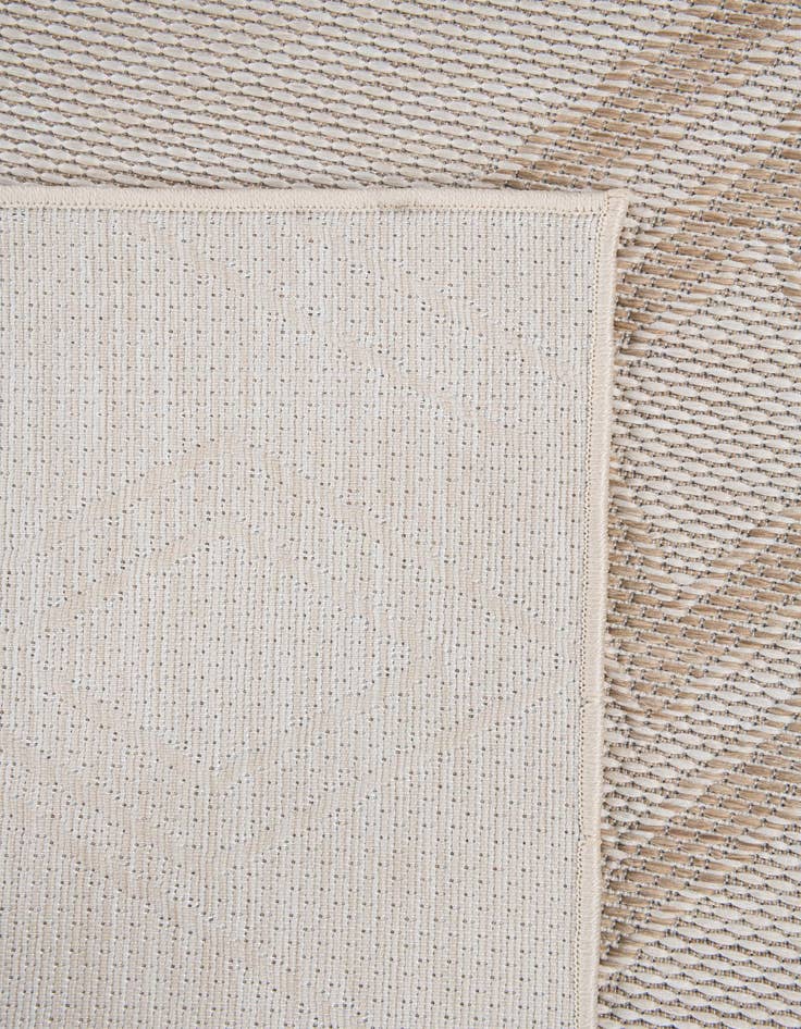 Detail image of 5' x 7' 5  Washable Modern Indoor / Outdoor Rug