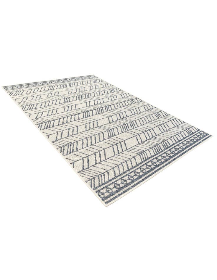 Detail image of 5' 2 x 7' 7 Easy-Clean Modern Indoor / Outdoor Rug
