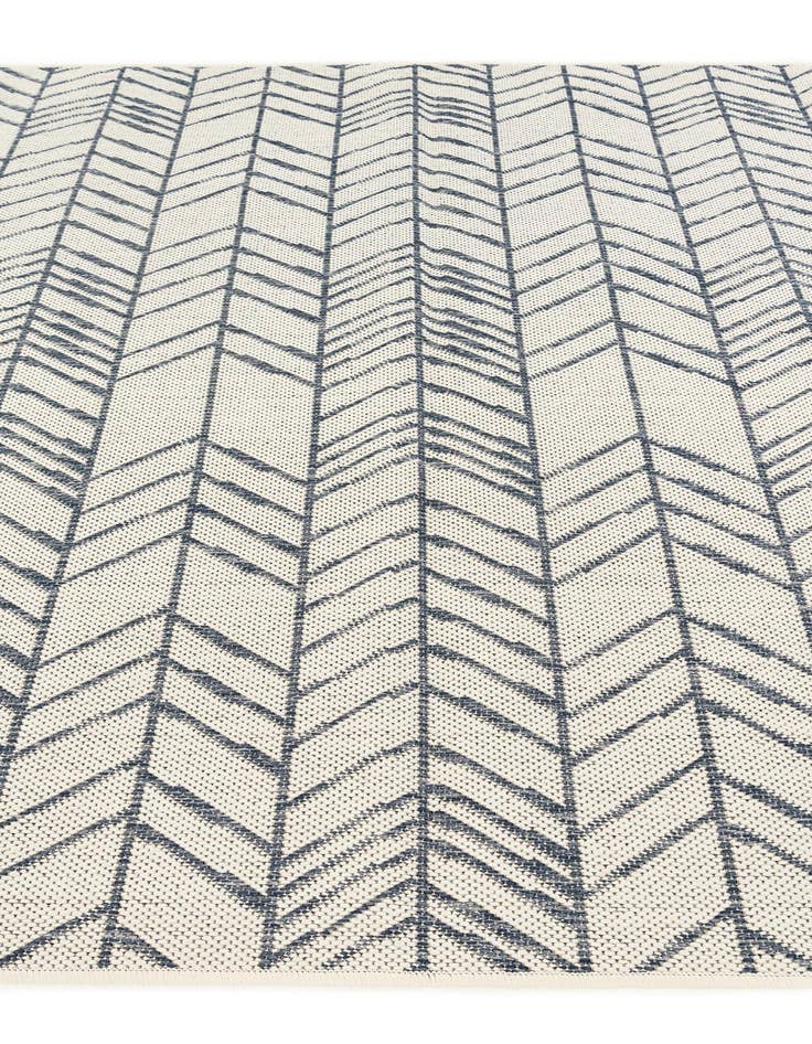 Detail image of 5' 2 x 7' 7  Washable Modern Indoor / Outdoor Rug