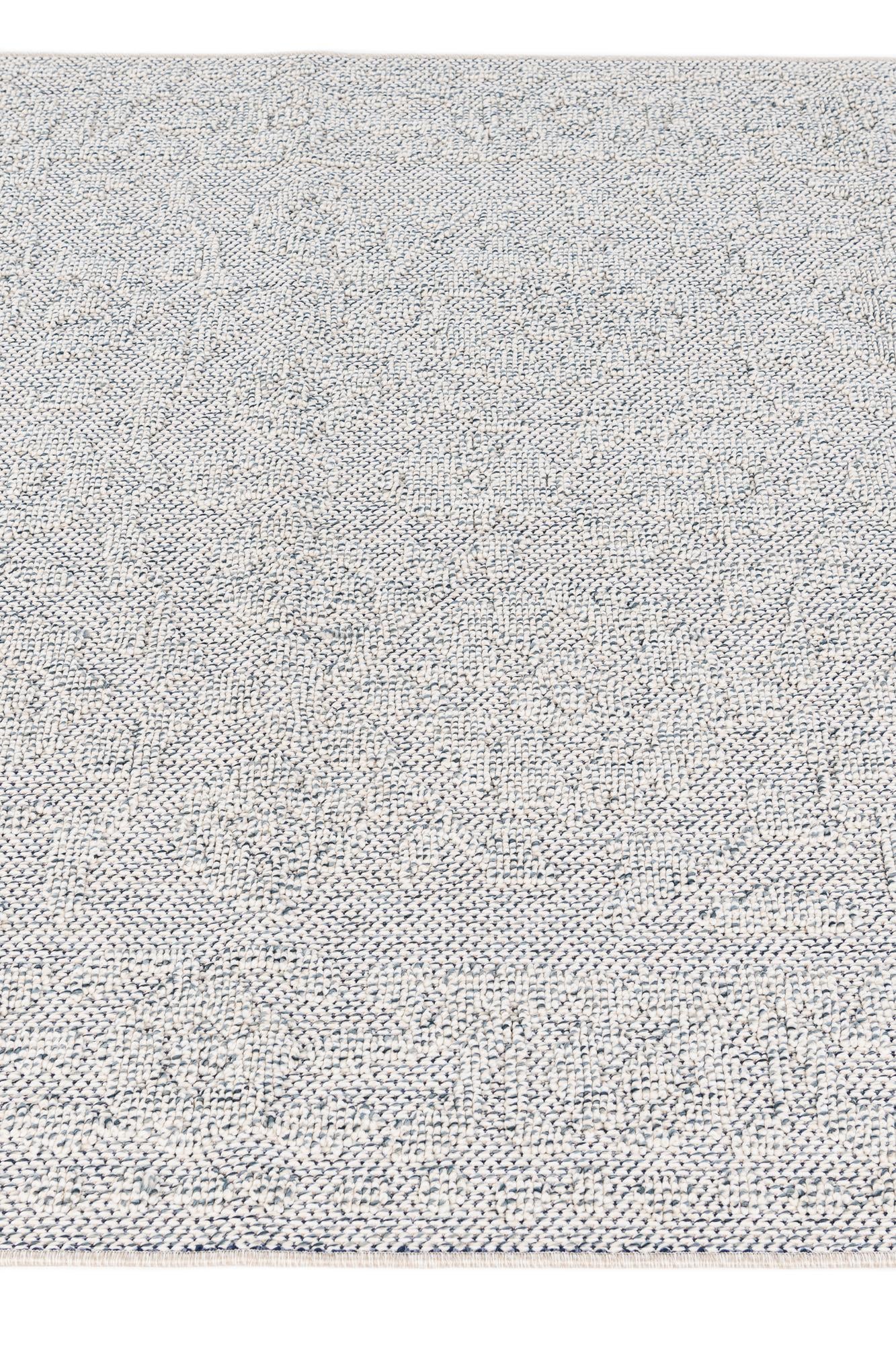 5' 2 x 7' 9 Easy-Clean Modern Indoor / Outdoor Rug