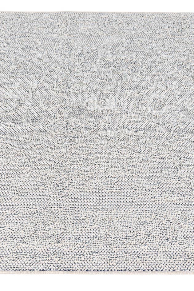 Detail image of 5' 2 x 7' 9 Easy-Clean Modern Indoor / Outdoor Rug