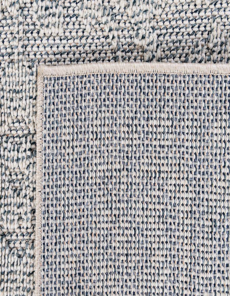 Detail image of 5' 2 x 7' 9  Washable Modern Indoor / Outdoor Rug