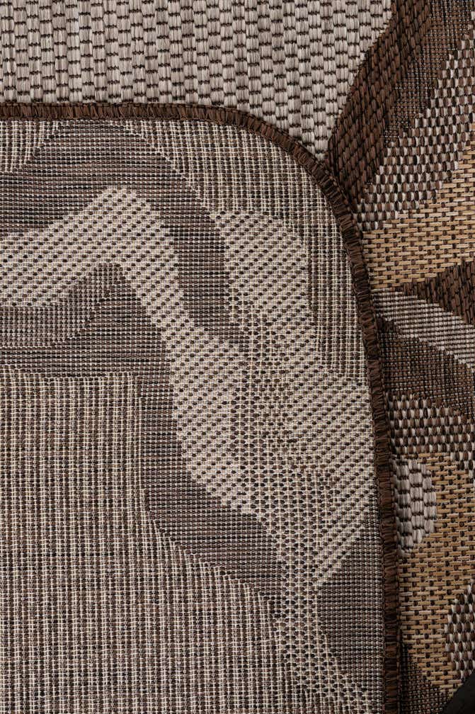 5' x 7' 4 Easy-Clean Modern Indoor / Outdoor Rug