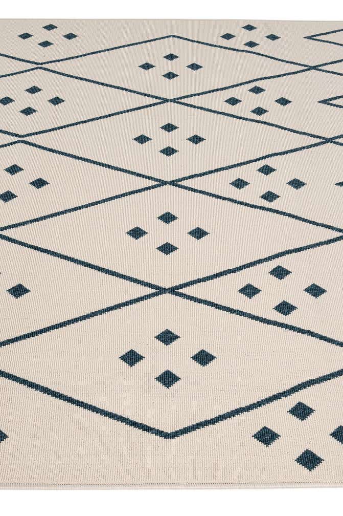 5' 2 x 7' 9 Easy-Clean Modern Indoor / Outdoor Rug