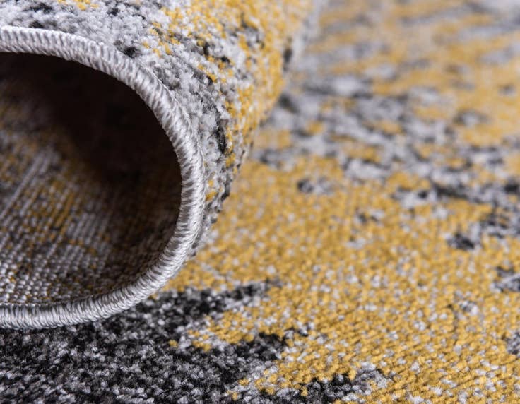 Detail image of 7' x 10' Easy-Clean Modern Indoor / Outdoor Rug