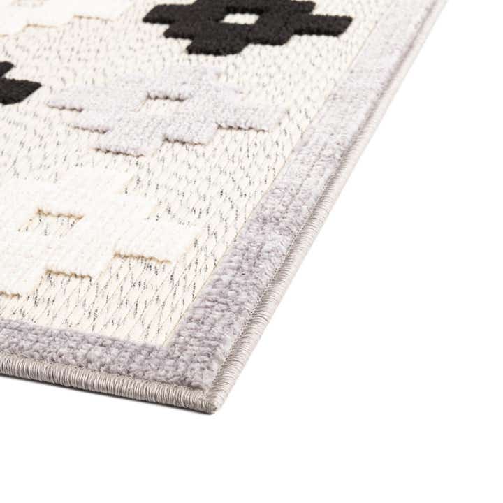 5' x 7' 7 Easy-Clean Indoor / Outdoor Rug