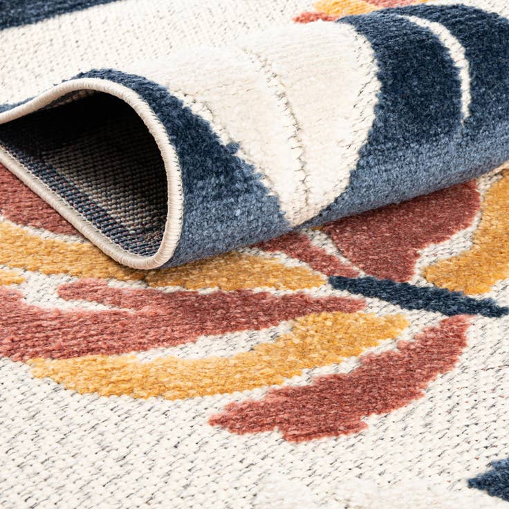 Detail image of 5' x 7' 7 Easy-Clean Indoor / Outdoor Rug