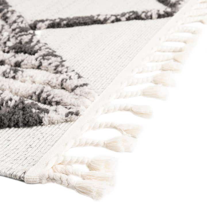 5' 3 x 7' 7 Easy-Clean Indoor / Outdoor Rug