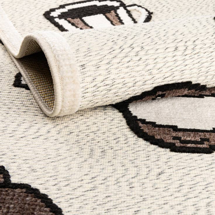 Detail image of 5' x 7' 7 Easy-Clean Indoor / Outdoor Rug