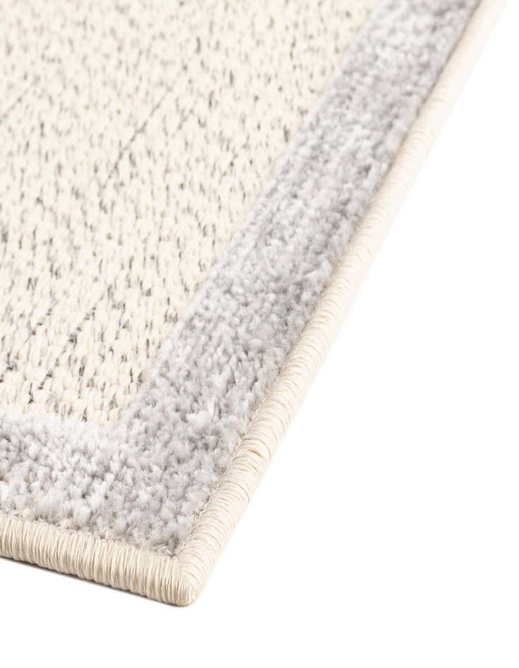 Detail image of 5' 3 x 7' 7  Washable  Indoor / Outdoor Rug