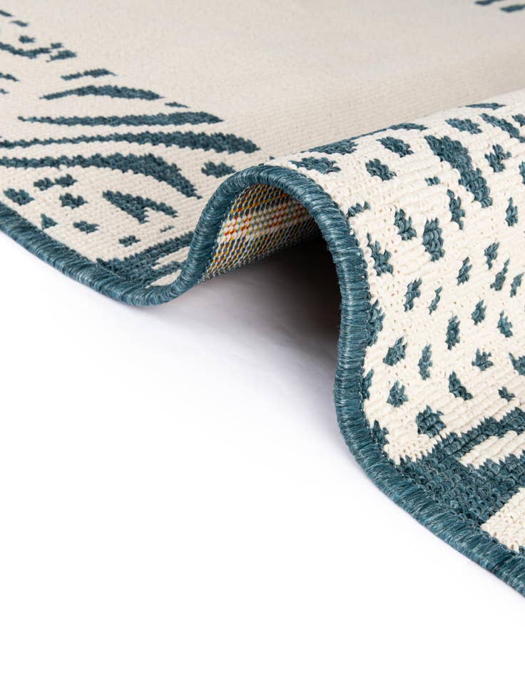 Detail image of 9' x 12' Easy-Clean Safari Indoor / Outdoor Rug