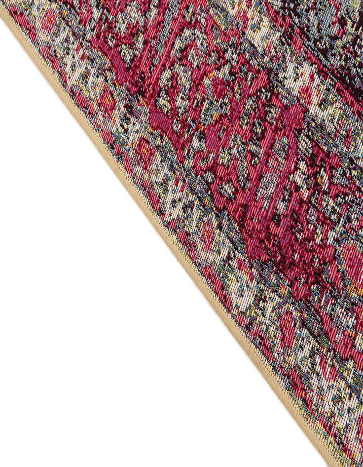 Detail image of 5' 2 x 7' 5  Washable Traditional Indoor / Outdoor Rug