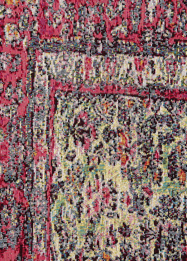5' 2 x 7' 5 Easy-Clean Traditional Indoor / Outdoor Rug