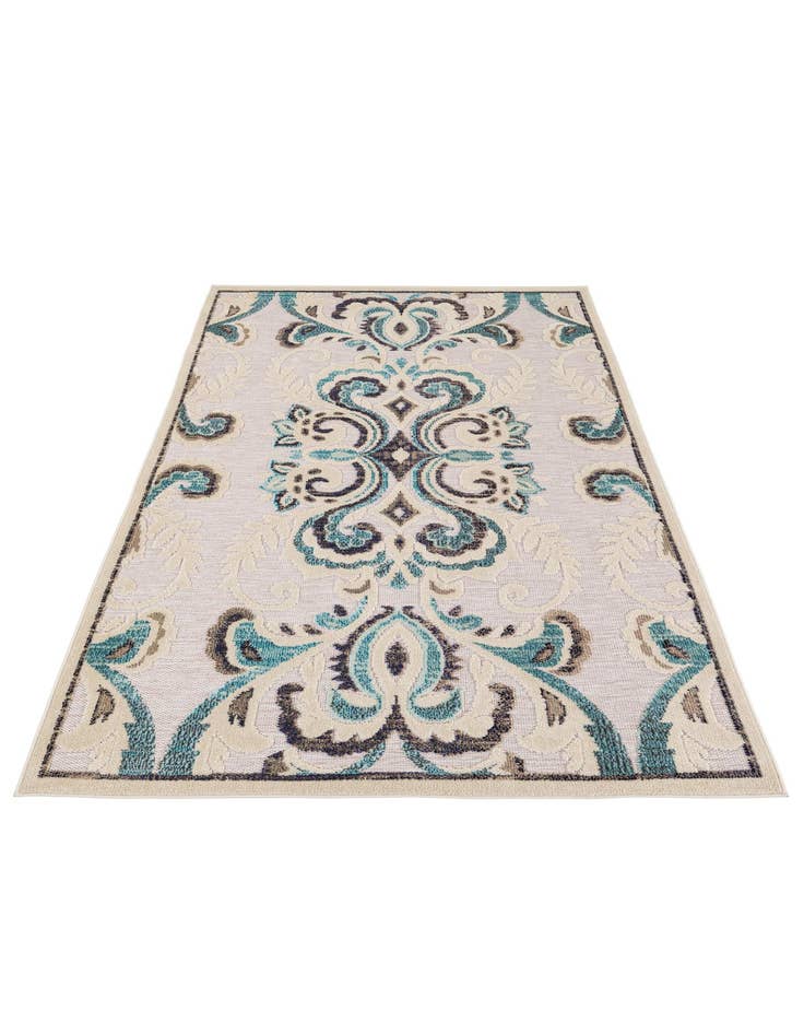 Detail image of 5' x 7' 8 Easy-Clean Traditional Indoor / Outdoor Rug