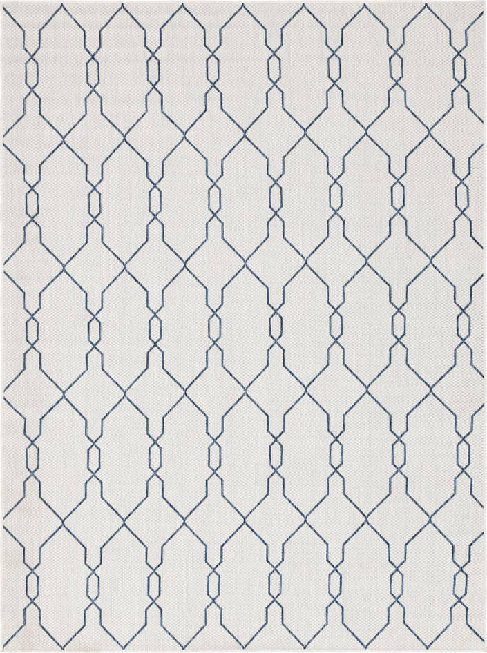 Detail image of 7' x 10' Easy-Clean Trellis Indoor / Outdoor Rug