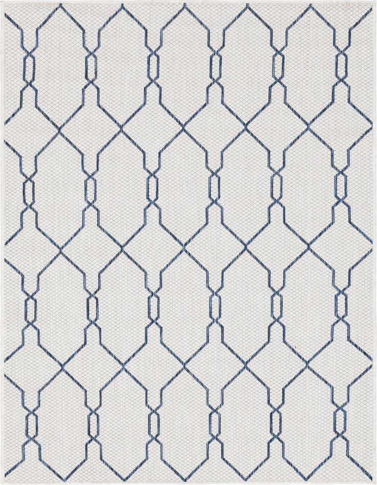 Detail image of 4' x 6' Easy-Clean Trellis Indoor / Outdoor Rug