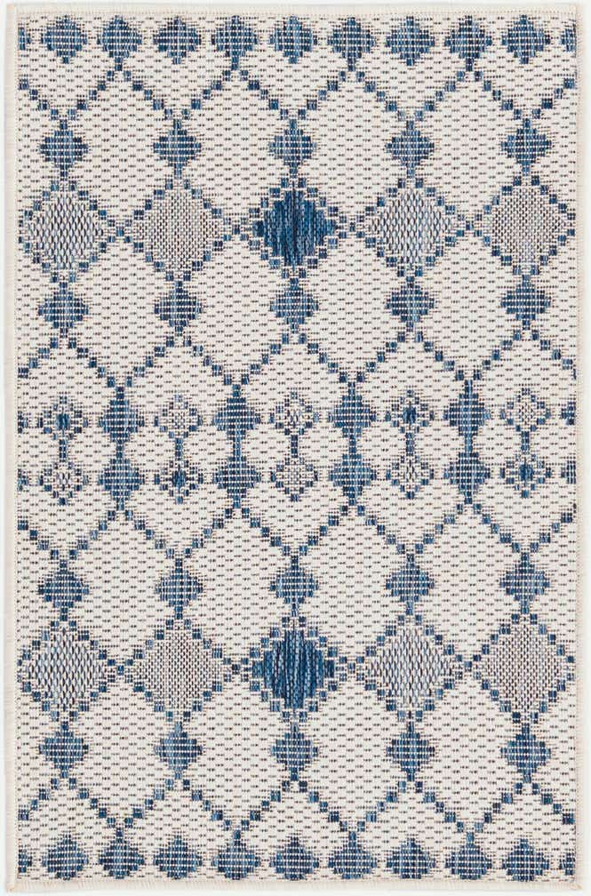 2' x 3' Easy-Clean Trellis Indoor / Outdoor Rug