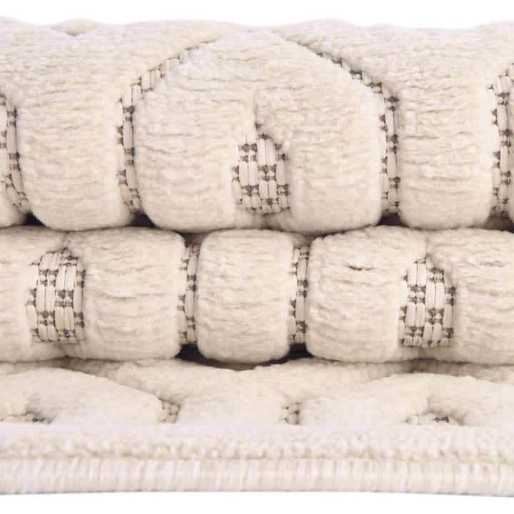 9' x 12' Easy-Clean Trellis Textured Indoor / Outdoor Rug