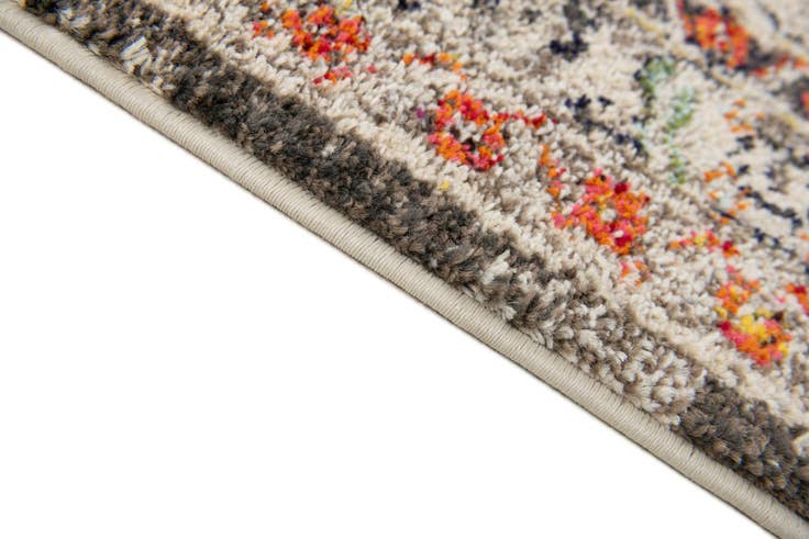 Detail image of 5' 3 x 7' 6 Palazzo Rug