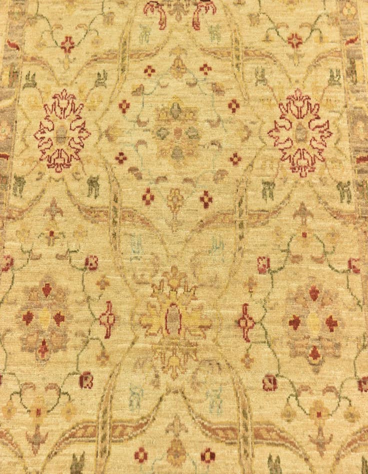 Detail image of 4' 4 x 5' 8  Hand Knotted Peshawar Ziegler Rug