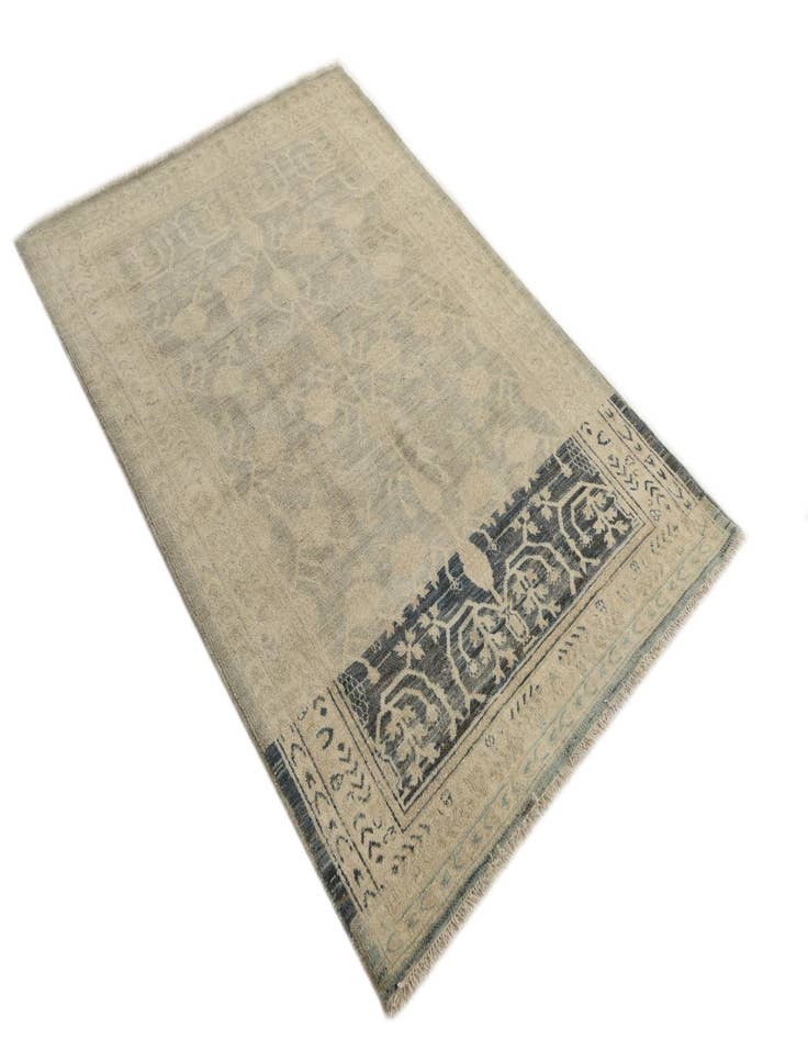Detail image of 4' 1 x 5' 10 Hand Knotted Peshawar Ziegler Rug