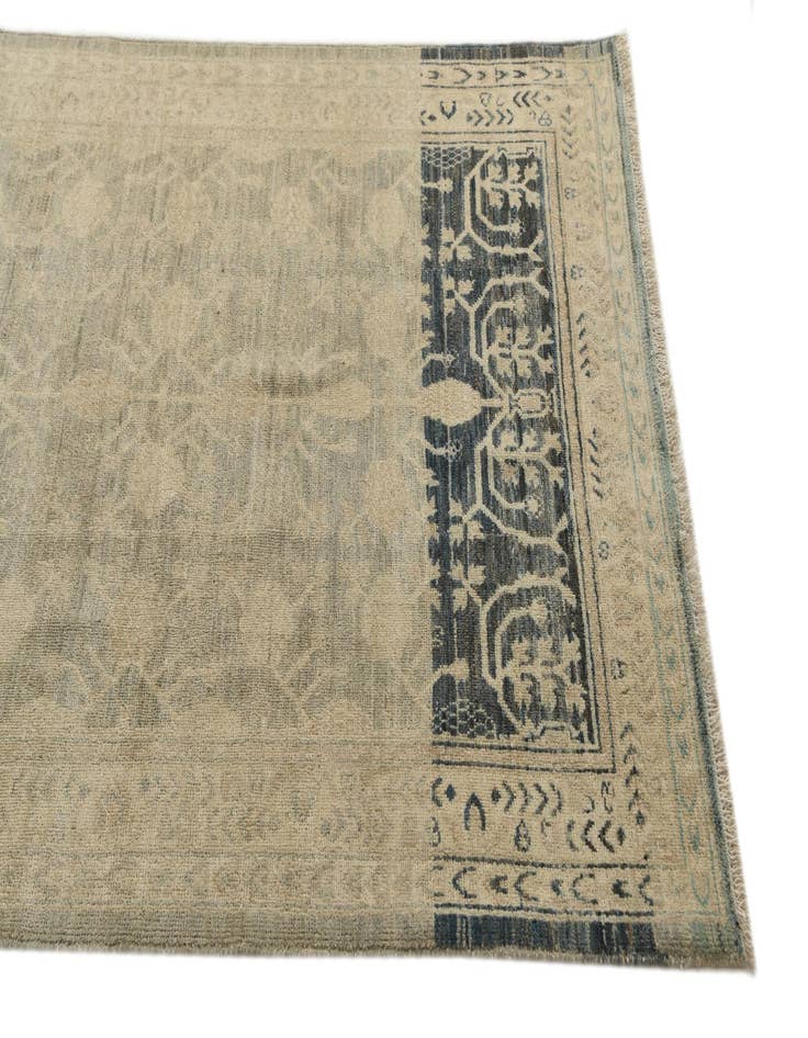 Detail image of 4' 1 x 5' 10 Hand Knotted Peshawar Ziegler Rug