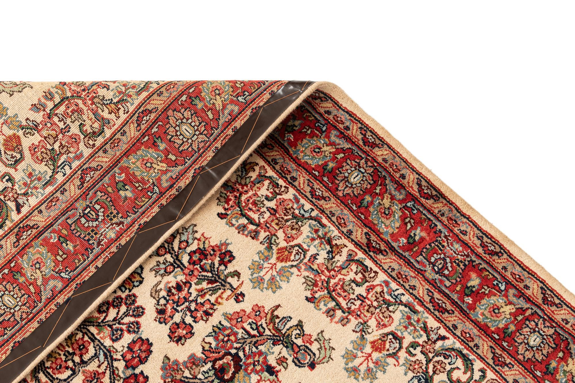 4' 5 x 6' Hand Knotted Sarough Wool Rug
