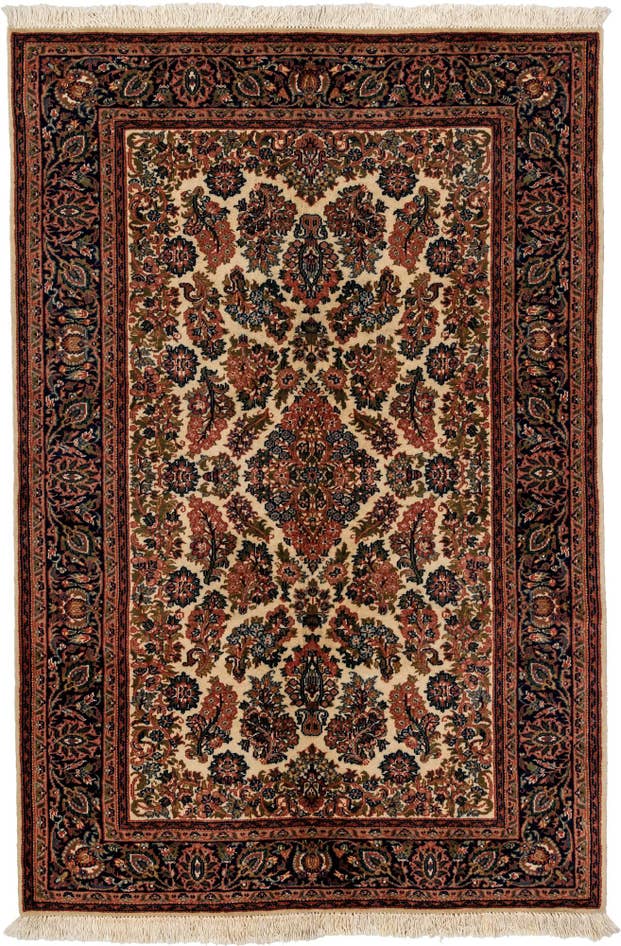 Detail image of 4' x 6' Hand Knotted Sarough Wool Rug