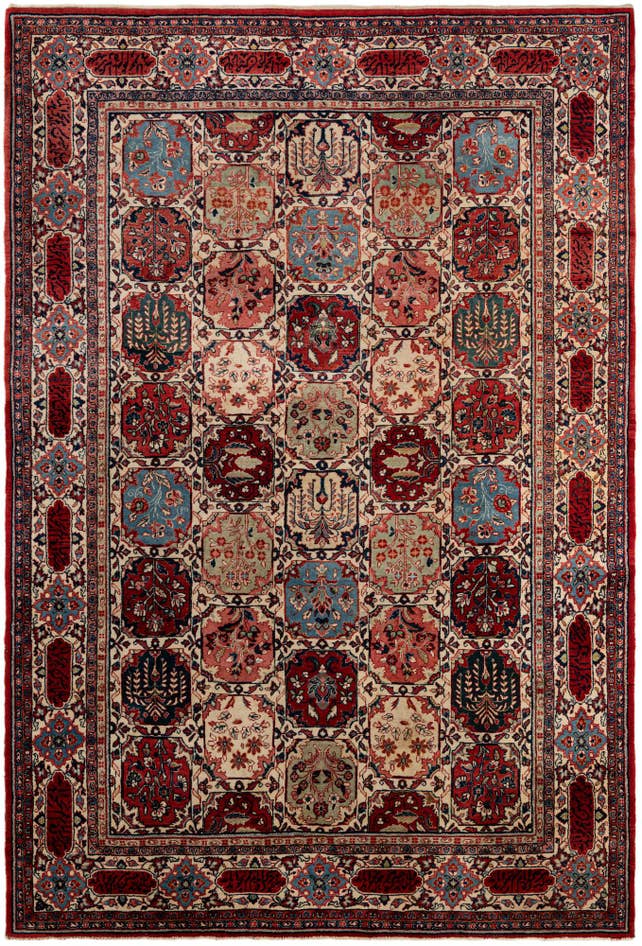 Detail image of 7' 2 x 10' 4 Hand Knotted Sarough Persian Wool Rug