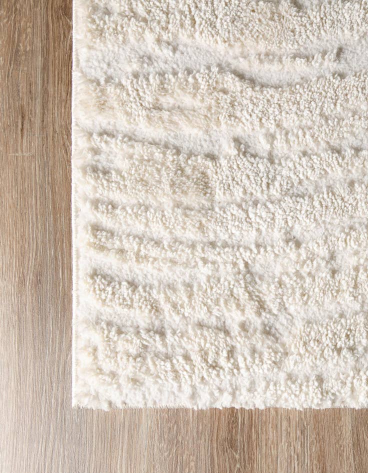 Detail image of 5' x 8' Sepia Rug