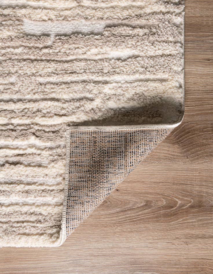 Detail image of 5' x 8' Sepia Rug