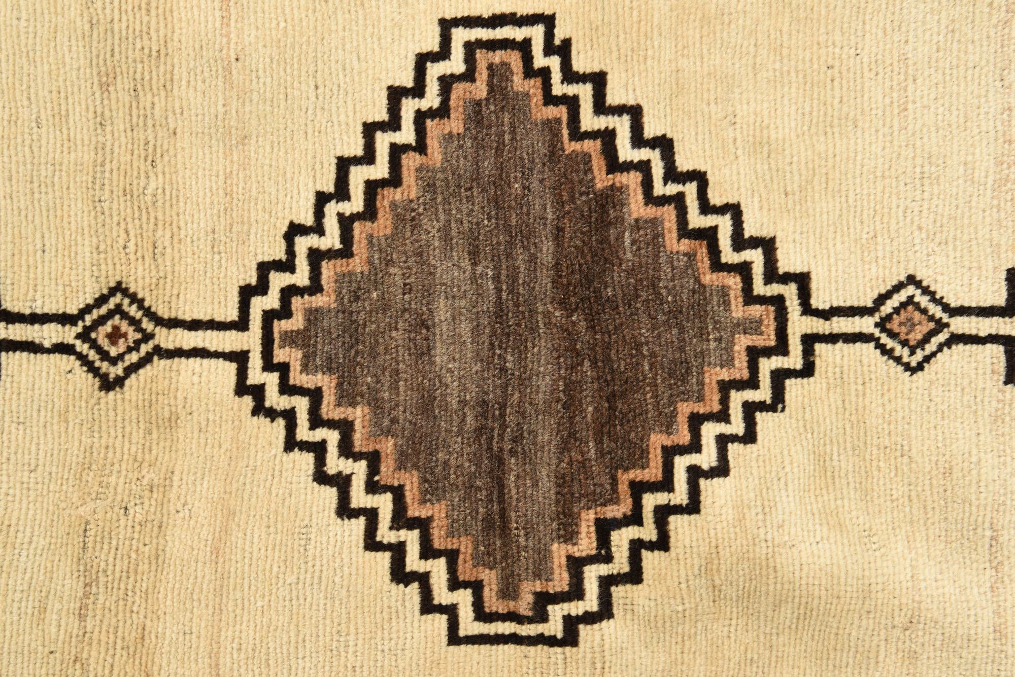 3' 9 x 7' Hand Knotted Shiraz-Gabbeh Persian Wool Rug