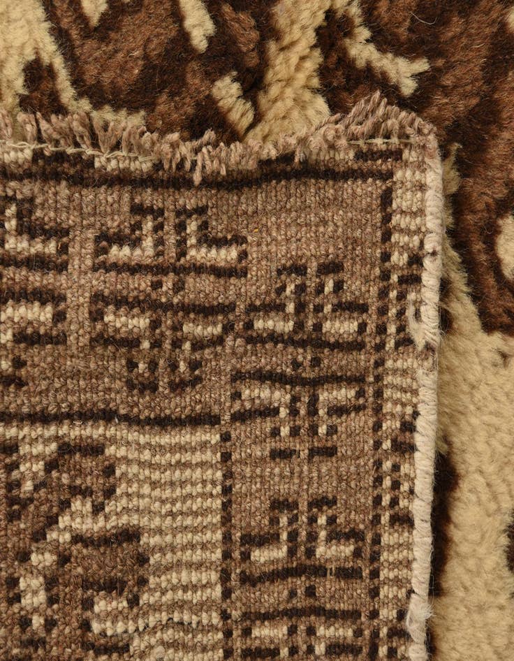 Detail image of 2' 8 x 4' 1  Hand Knotted Shiraz-Lori Persian Wool Rug
