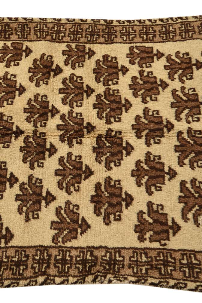 2' 8 x 4' 1 Hand Knotted Shiraz-Lori Persian Wool Rug