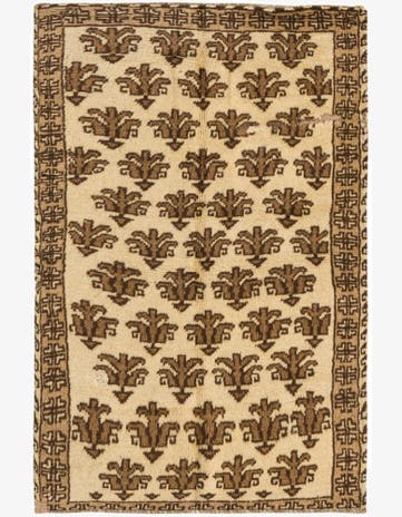 2' 8 x 4' 1 Hand Knotted Shiraz-Lori Persian Wool Rug