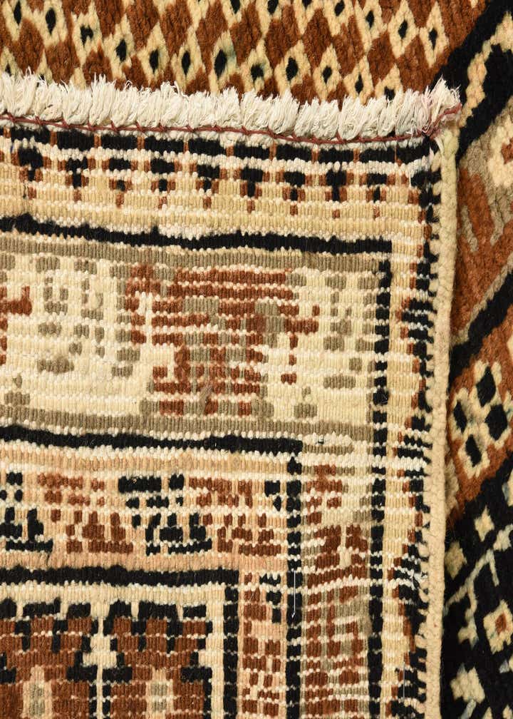 4' 10 x 8' Hand Knotted Shiraz Persian Wool Rug