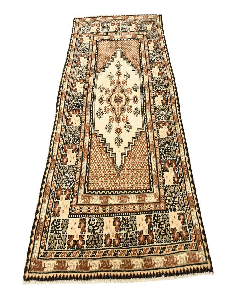 Detail image of 4' 10 x 8' Hand Knotted Shiraz Persian Wool Rug