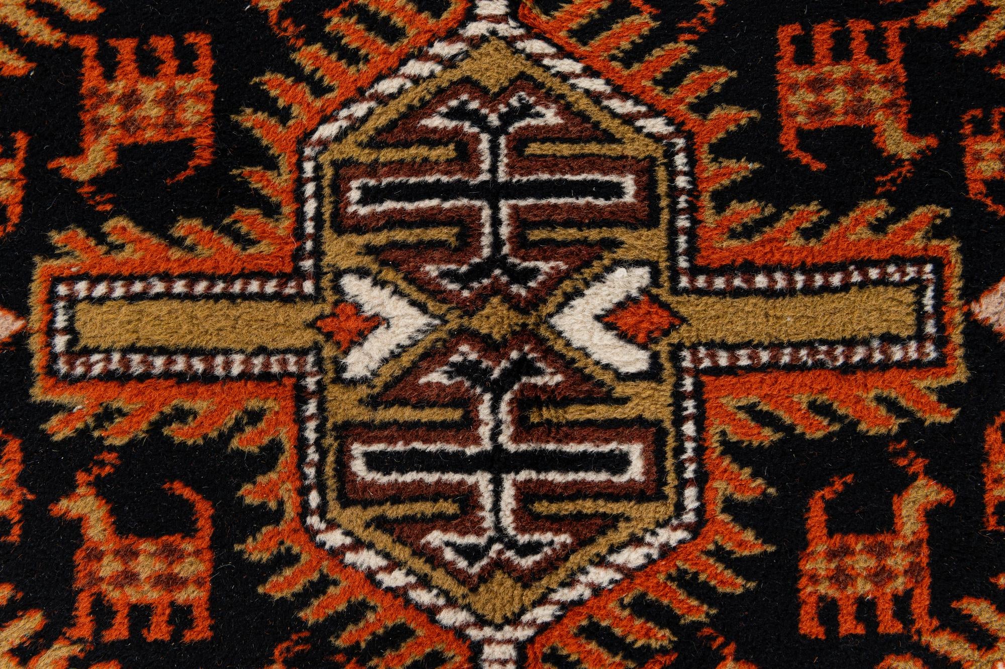 6' 8 x 10' Hand Knotted Shiraz Wool Rug