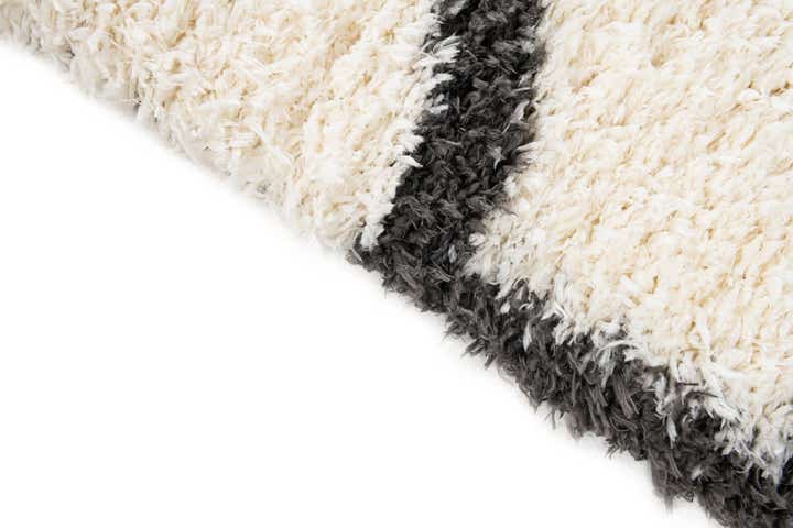 5' 4 x 7' 8 Soft Touch Shag Rug