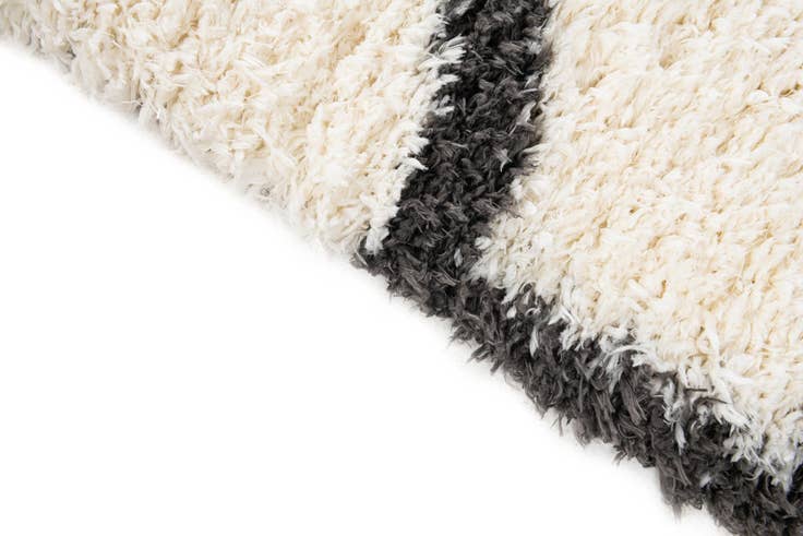 Detail image of 5' 4 x 7' 8 Soft Touch Shag Rug