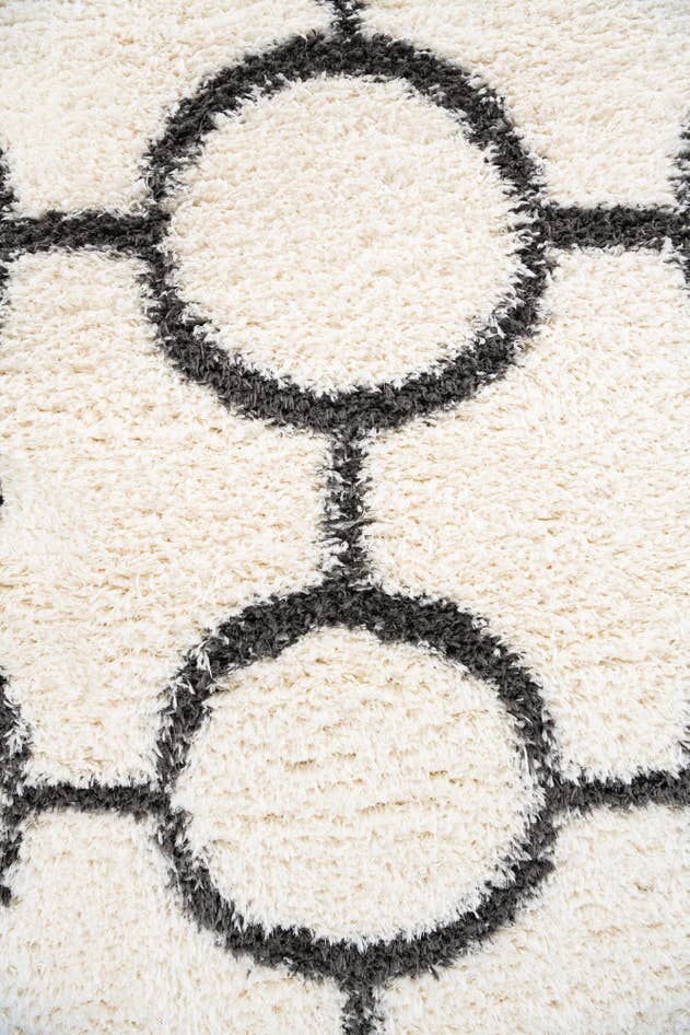 Detail image of 5' 4 x 7' 8 Soft Touch Shag Rug