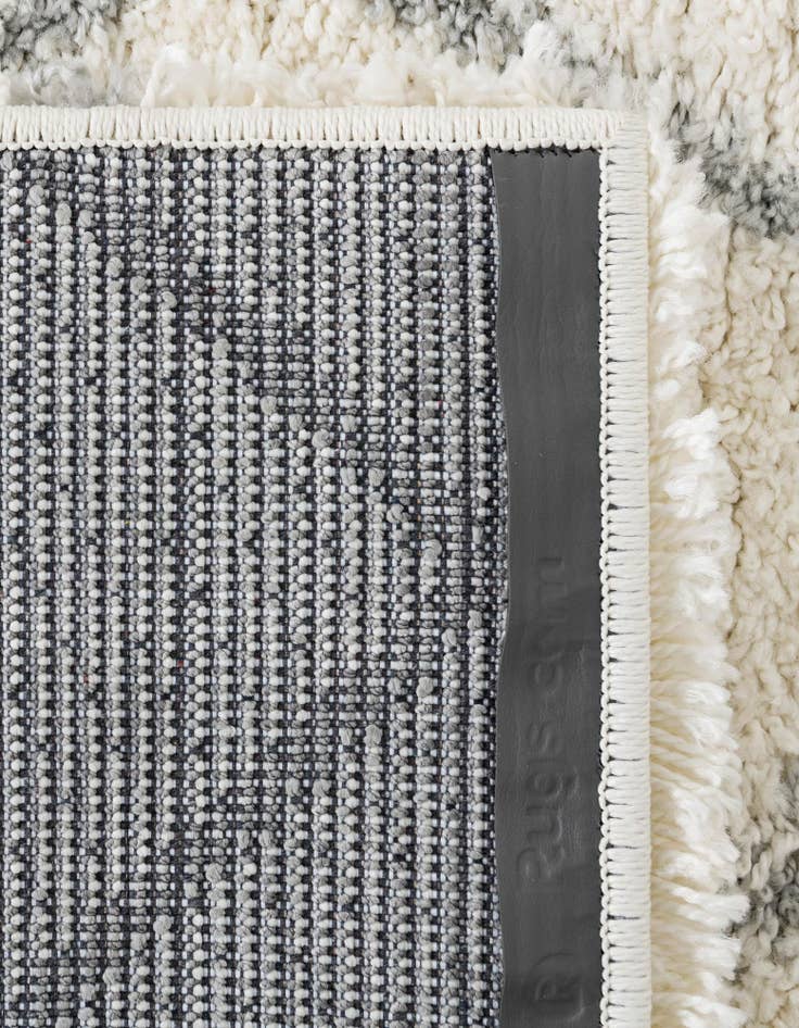 Detail image of 9' x 12' Soft Touch Shag Rug