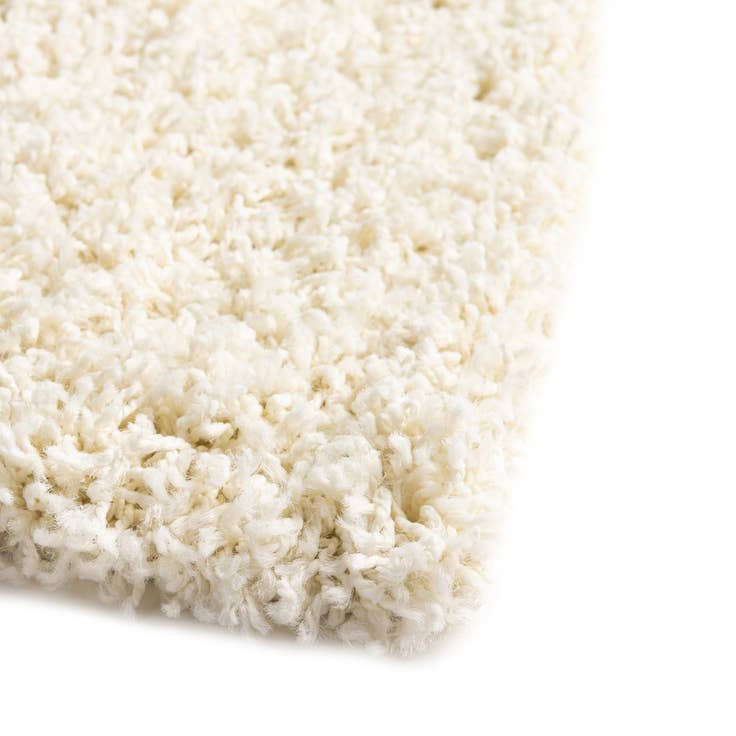 Detail image of 4' x 6' Solid Shag Rug