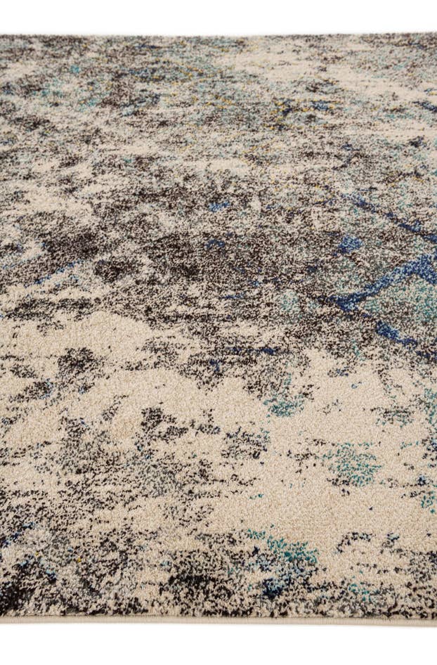 Detail image of 4' 10 x 8' Spectrum Rug