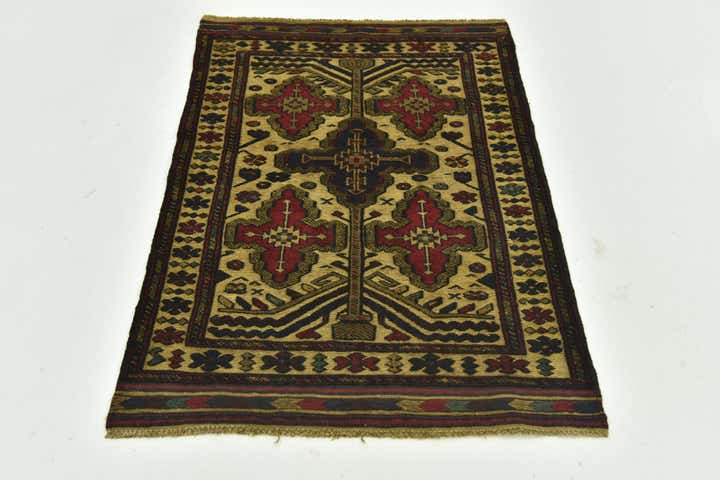 2' 8 x 4' 3 Hand Knotted Sumak Wool Rug